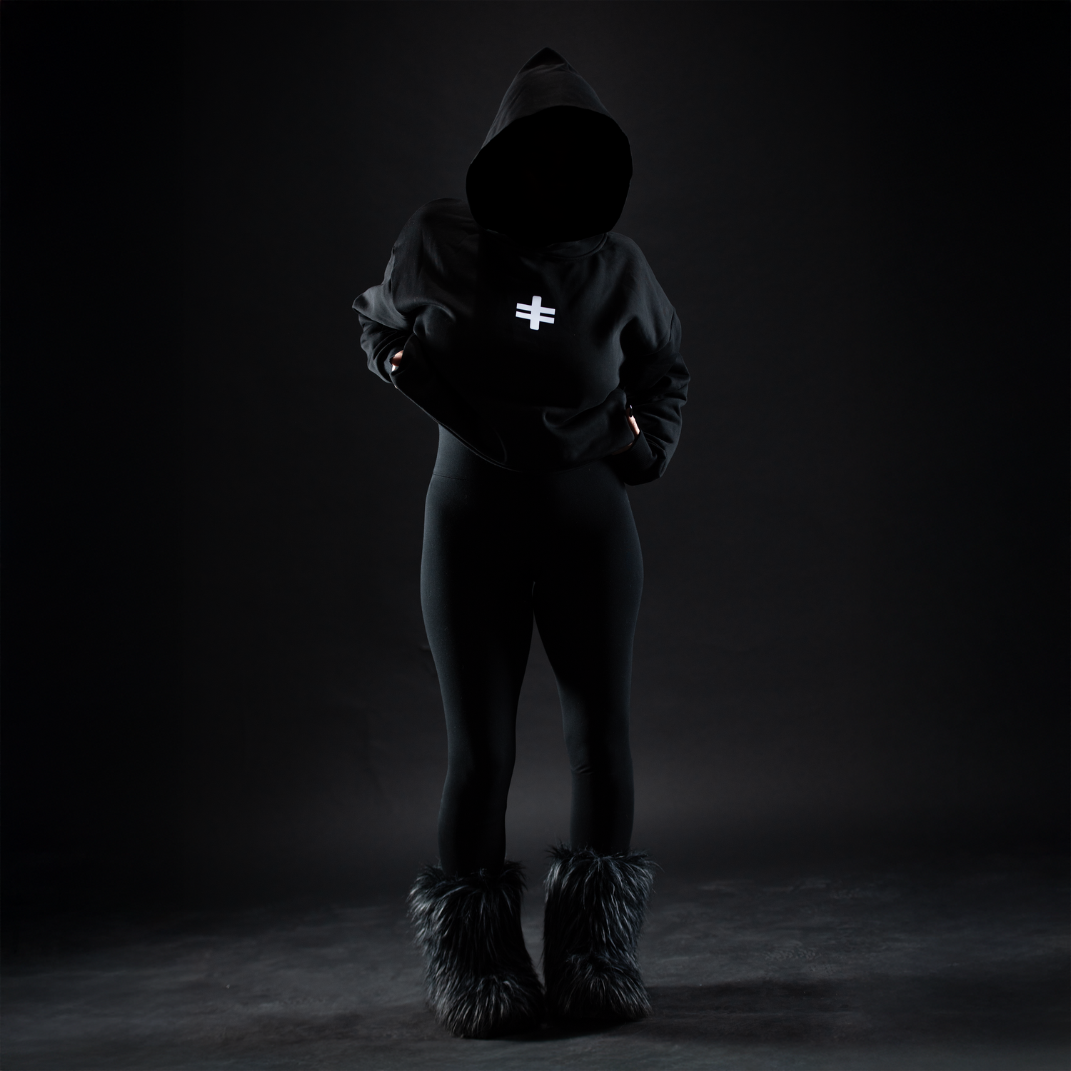 + BLAQOUT HODDIE NO.1
