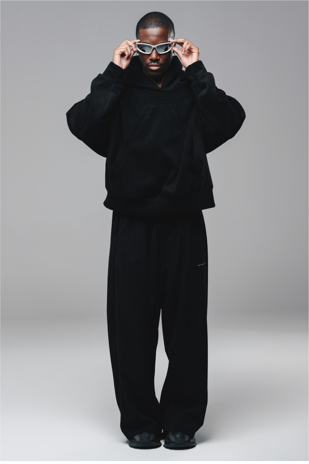 + 3 STRIPE HOODIE